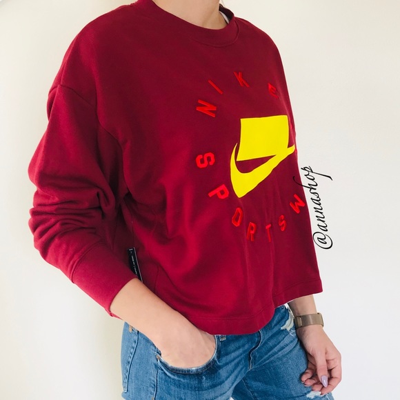 NWT Nike Fleece Crew Sweatshirt - Picture 2 of 7